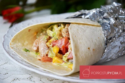 domowa tortilla z kurczakiem