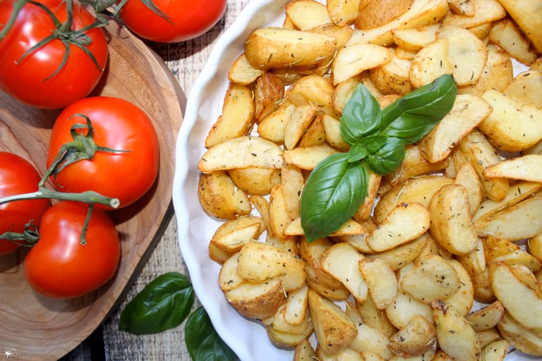 Pieczone ziemniaki z rozmarynem