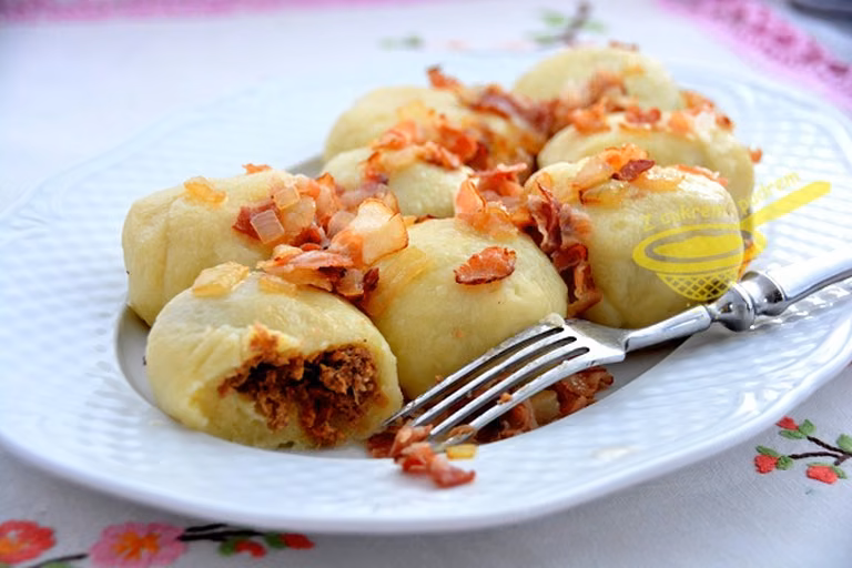 kluski śląskie z mięsem
