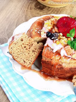 NAJLEPSZY Z NAJLEPSZYCH: OMLET Z MASCARPONE I JOGURTU GRECKIEGO