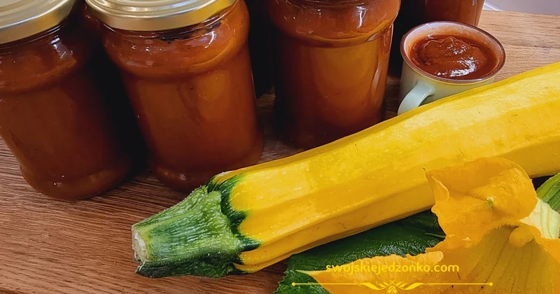 Domowy ketchup z cukinii z nutką curry