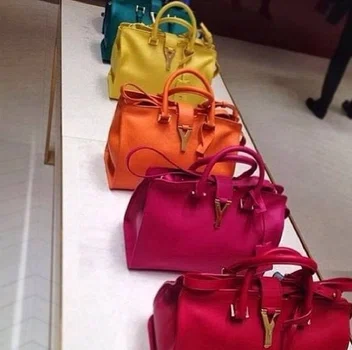 Piękne kolorowe torebki