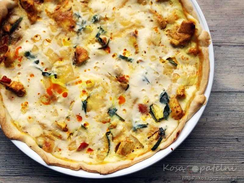 Tarta z kurczakiem i cukinią
