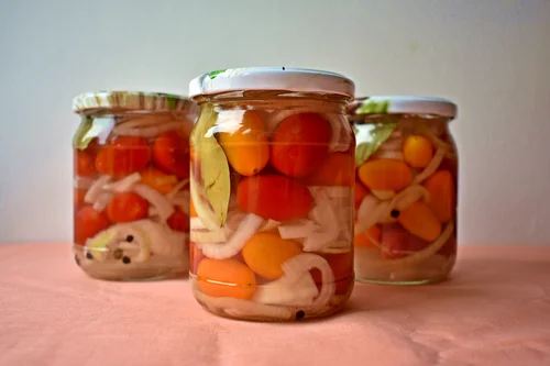 Pomidorki koktajlowe marynowane