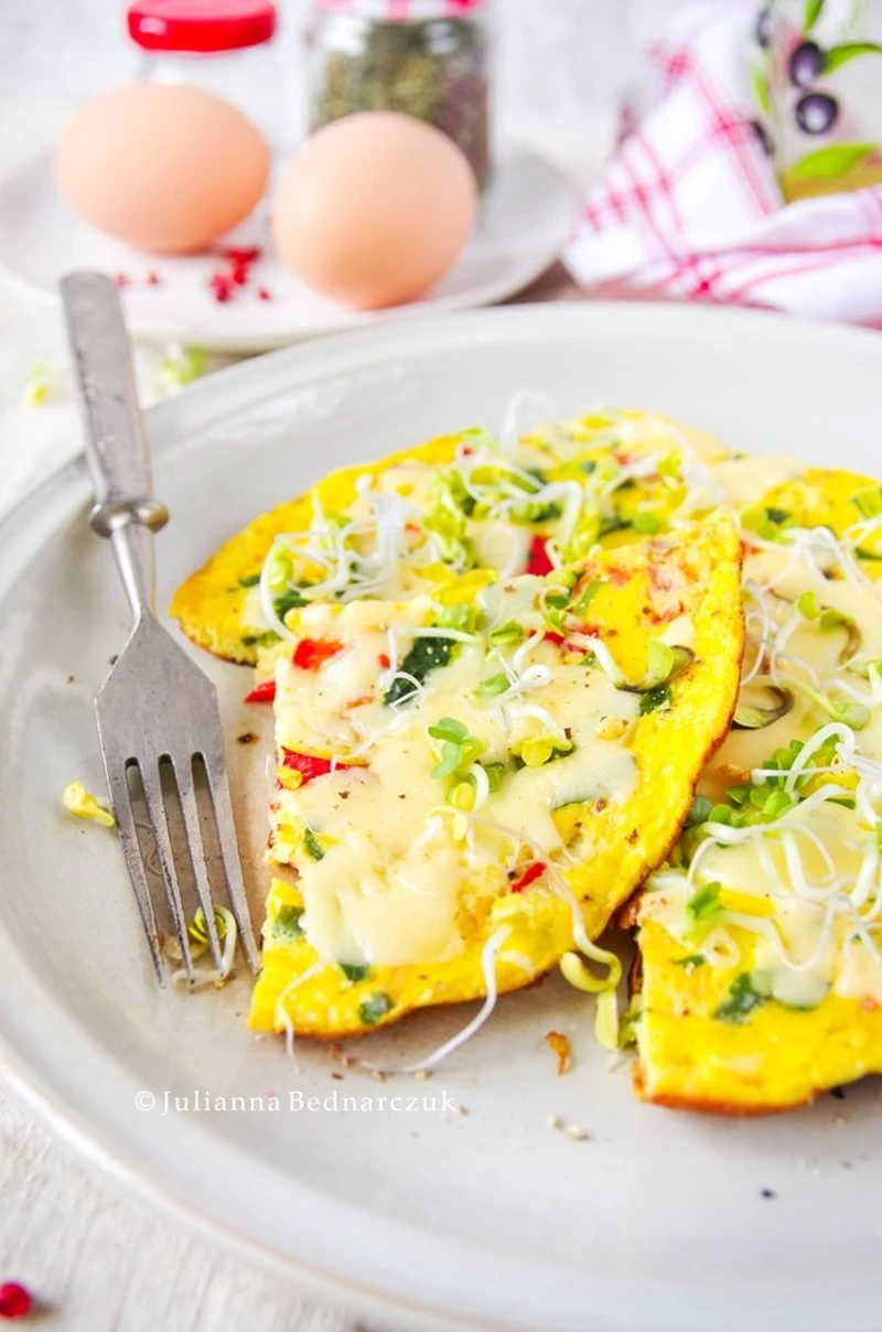 Omlet z papryką i serem