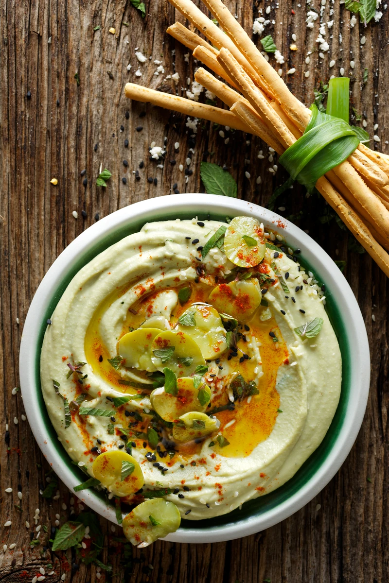 Przepis na hummus z bobu.  Super pasta do warzyw lub kanapek.