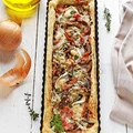 Tarta z karmelizowaną cebulą