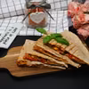 QUESADILLA Z MIĘSEM MIELONYM