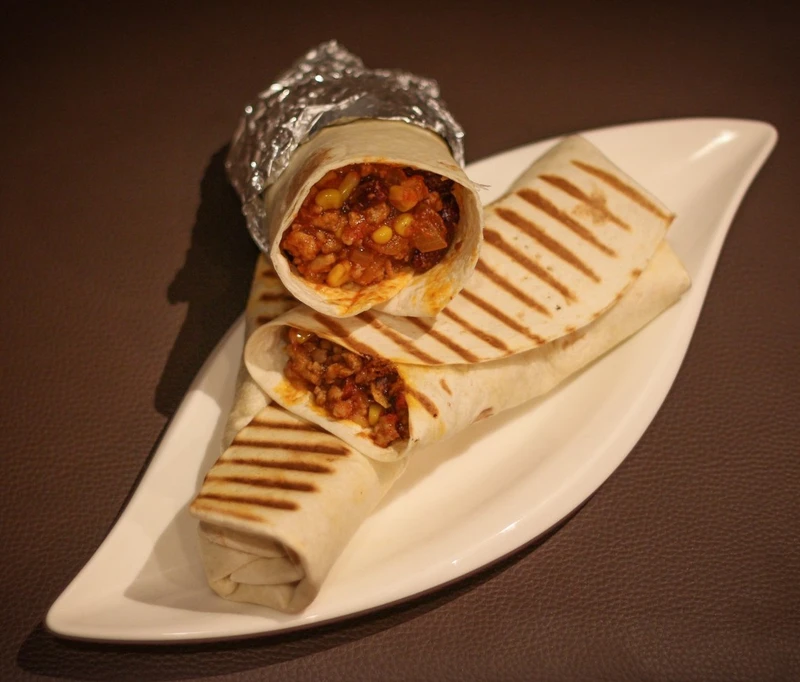 Tortilla z mięsem mielonym, po meksykańsku