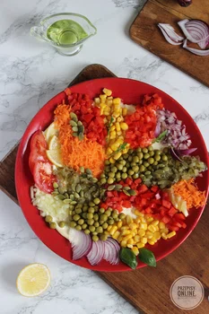Kolorowa sałatka z warzyw
