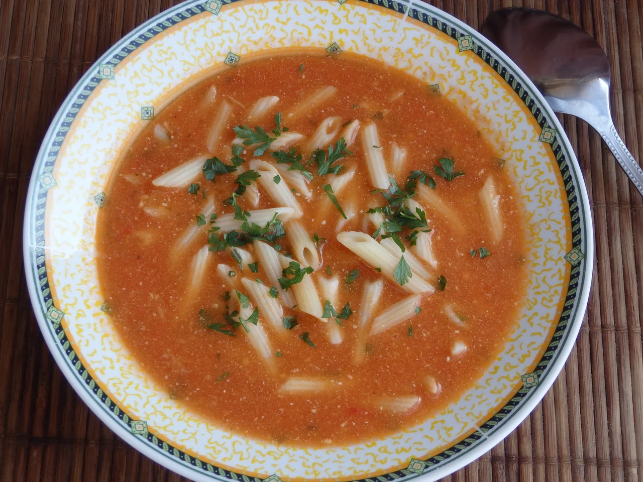 Zupa pomidorowa ze świeżych pieczonych pomidorów