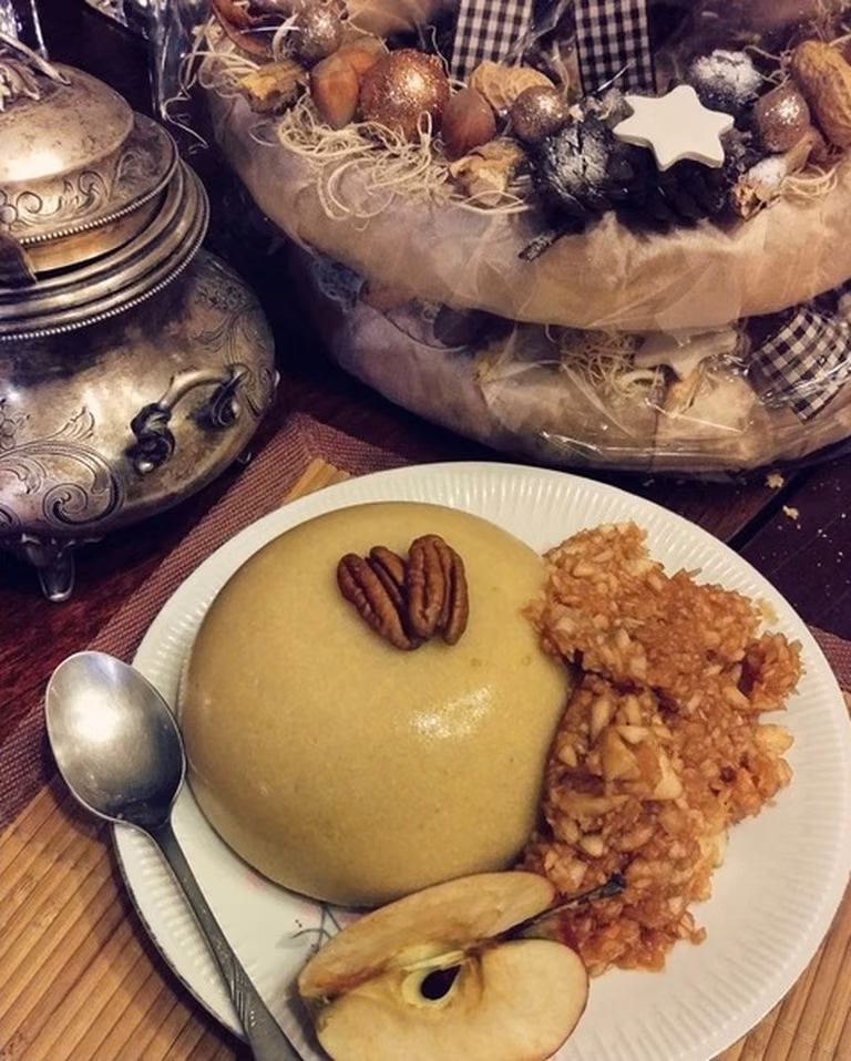 SZYBKI CYNAMONOWY PUDDING Z POLENTY
