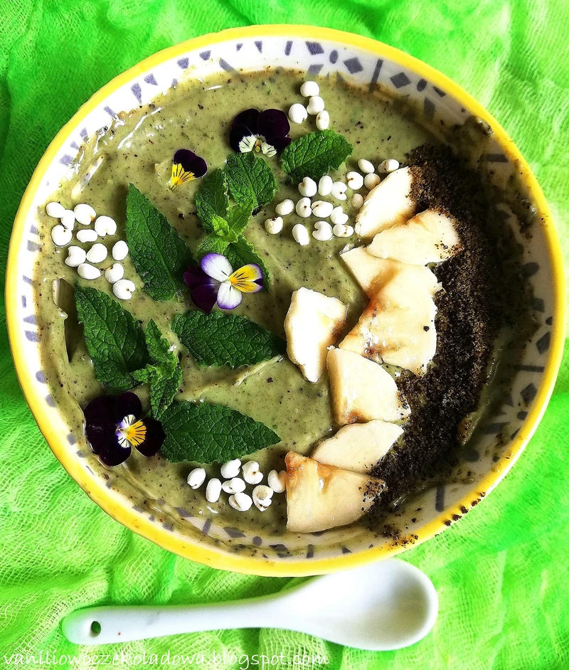 Green Smothie z szpinakiem i mąką konopną
