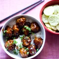 Klopsiki w pysznym sosie teriyaki z sałatką z ogórka