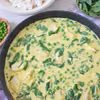 Ryba w sosie curry ze szpinakiem i groszkiem