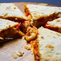 Quesadilla z kurczakiem i serem