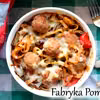 Tagliatelle zapiekane w sosie pomidorowym z warzywami i pulpecikami