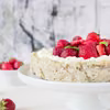 Bezglutenowa tarta jaglana z truskawkami i mascarpone