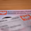 Te roczniki muszą wymienić dowód w 2025 r.! Za brak nowego dokumenty grozi wysoka kara
