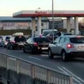Kolejki do stacji benzynowych. Nieuzasadniona panika Polaków? Orlen komentuje