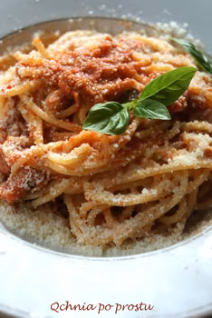 Spaghetti arrabiata z tuńczykiem