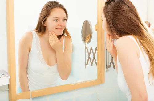 Dzień Bez Makijażu: Celebracja Naturalnego Piękna i Akceptacji Siebie