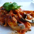 Muszle nadziewane kurczakiem i gorgonzolą