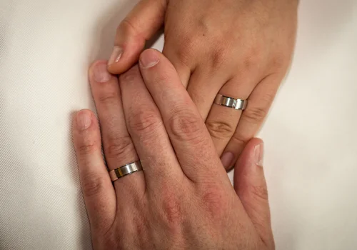 5 mitów o małżeństwie, w które nadal wierzymy. Nr 2 zmieni Twoje myślenie!