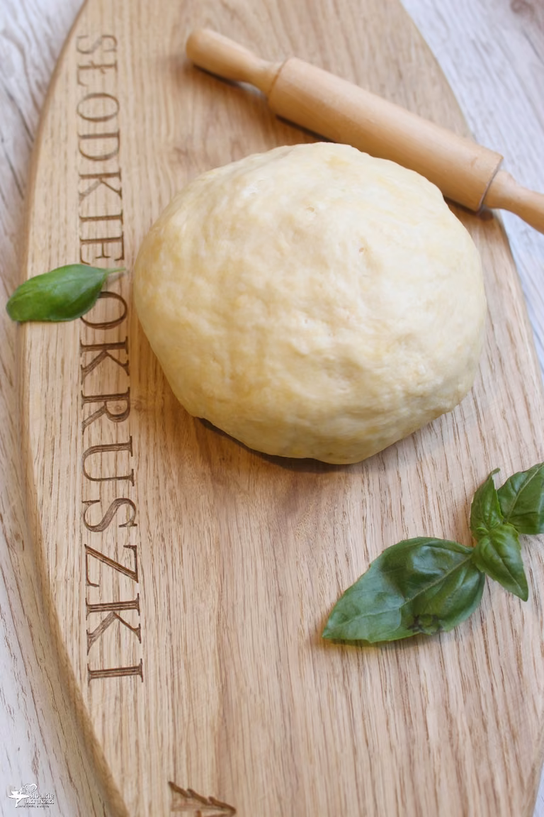 Ciasto na pierogi i uszka – miękkie i elastyczne
