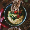 Pikantna indyjska pasta/dip z czerwonej soczewicy