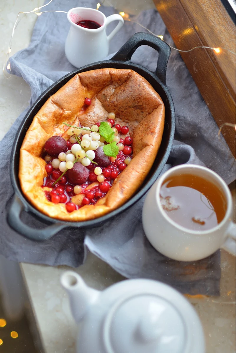 dutch baby z owocami