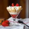 Pistacjowe "tiramisu" z truskawkami