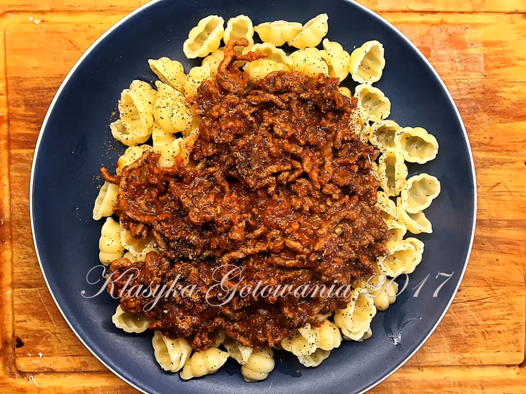 Domowe spaghetti bolognese