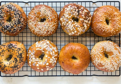 Dzień Bajgla: Historia i Znaczenie Święta 15 Stycznia