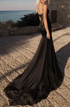 Przepiękna czarna suknia