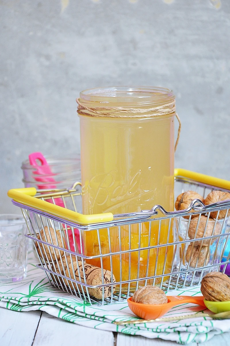 Kompot mirabelkowy