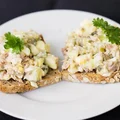 Niskokaloryczna pasta z tuńczyka