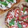Pizza z cukinii - lekka domowa pizza na warzywnym spodzie! - Via Gusto