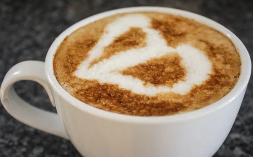 Kuloodporna kawa - przepis na ORYGINALNĄ Bulletproof Coffee