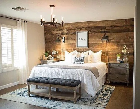 Drewno na ścianie w sypialni