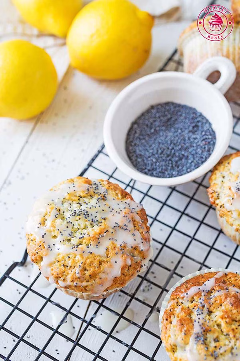 Cytrynowe muffinki z makiem