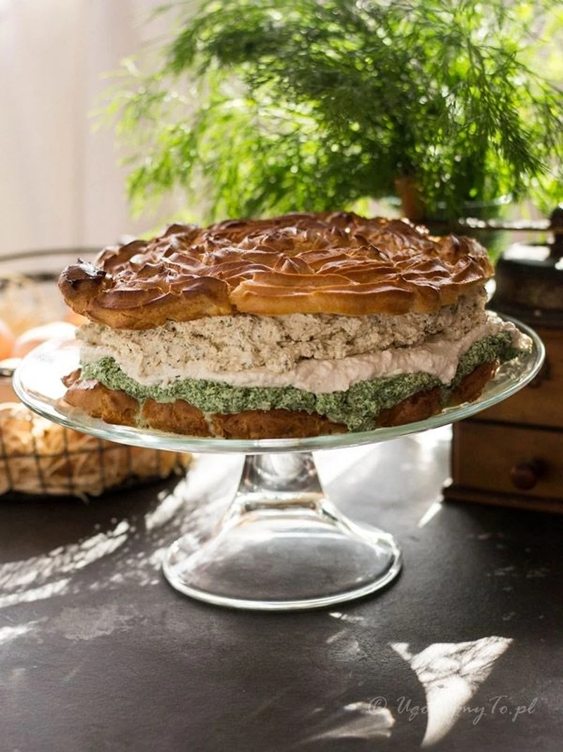 Tort łososiowo-szpinakowy