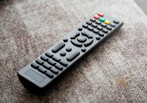 Z anteny znikają 2 popularne kanały telewizyjne! Widzowie od lat oglądają na nich uwielbiane seriale i programy rozrywkowe