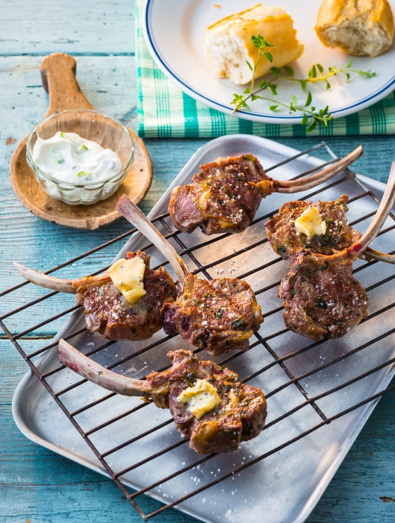 KOTLETY JAGNIĘCE Z GRILLA