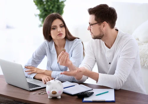 „Jesteśmy po rozwodzie, ale nie mamy podzielonego majątku – co dalej?” – pisze Agata [LIST]