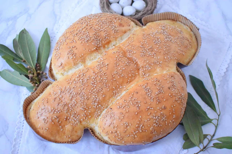 Włoska babka colomba w wersji wytrawnej