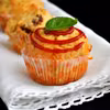 Muffinki z mozarella i suszonymi pomidorami
