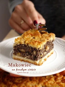 Makowiec na kruchym cieście