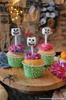 Muffinki kościotrupy z pianek