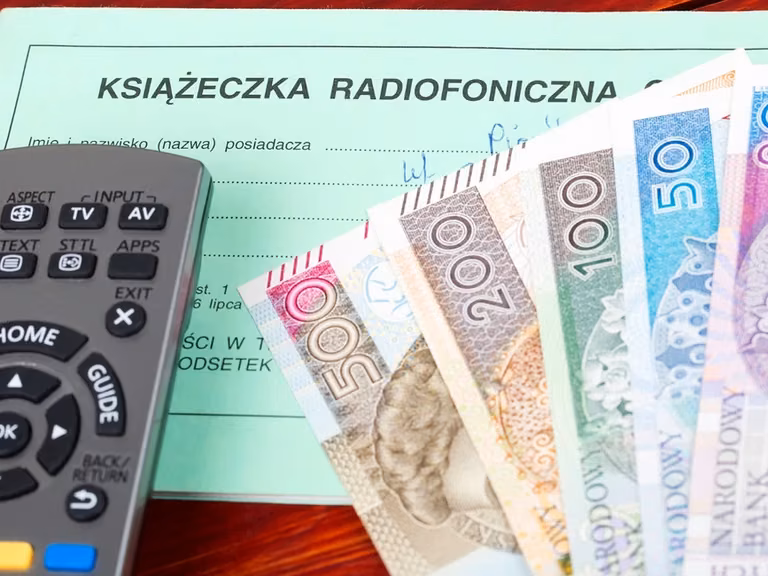 Abonament RTV w górę. Podano wysokość opłat na 2023 rok.